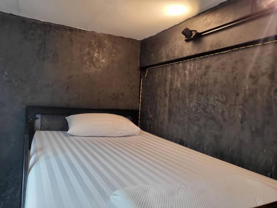 Auntythong House Bangkok
